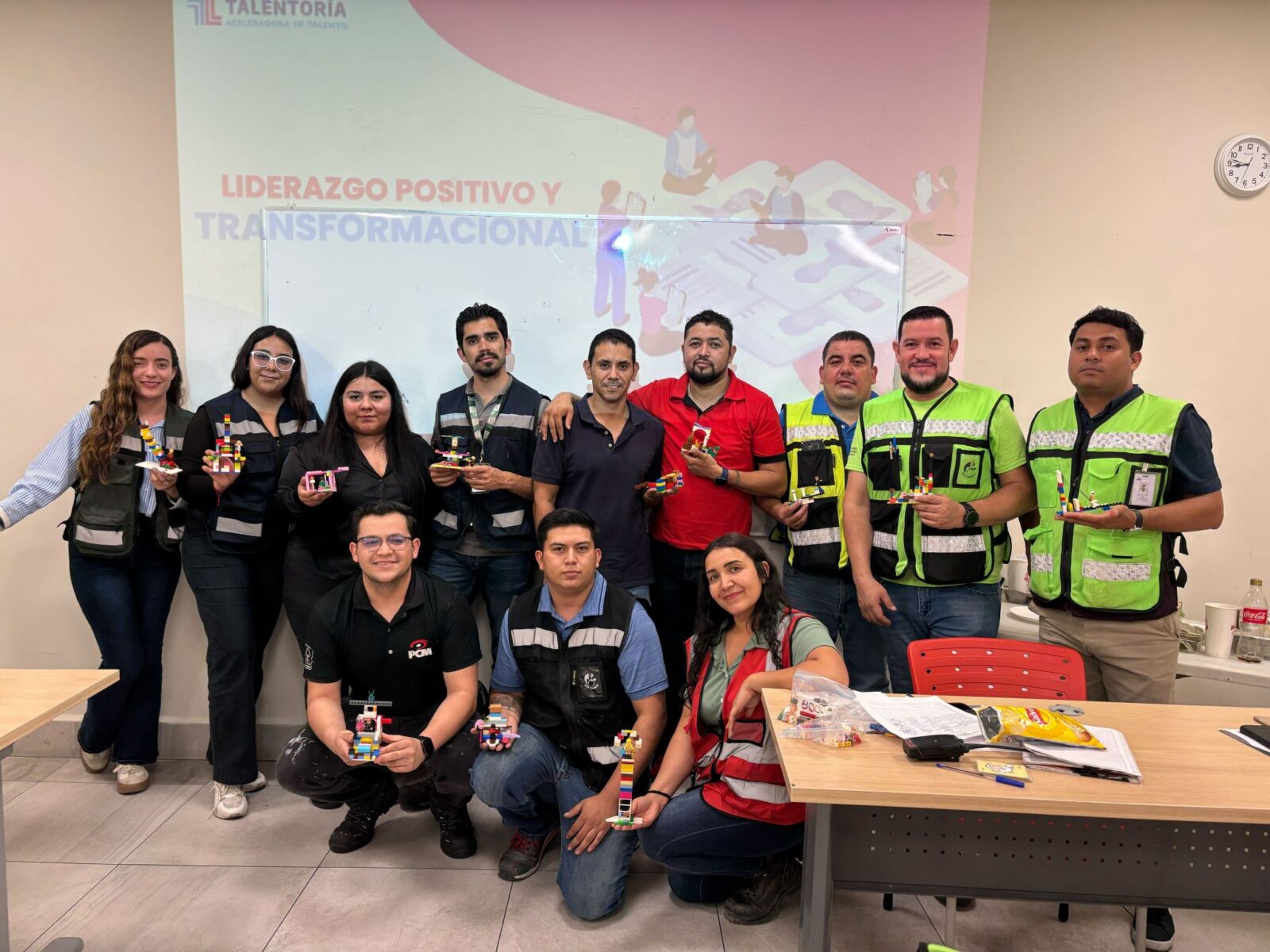 Taller de innovación LEGO Serious Play en Talentoría